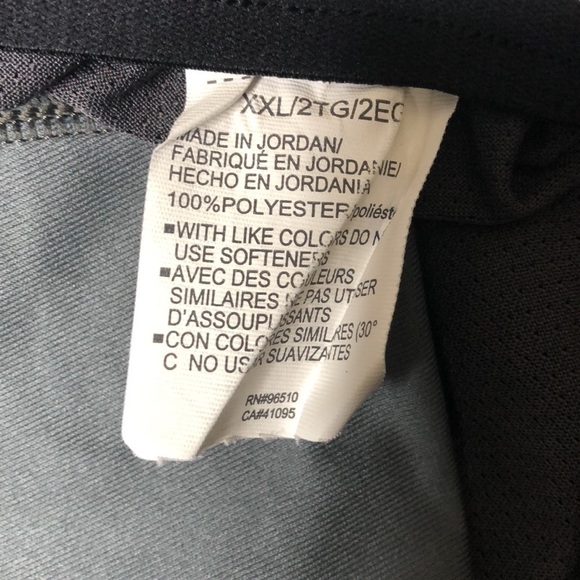 Under Armour Woven Camo Print Training Mens Active Shorts - Picture 8 of 8